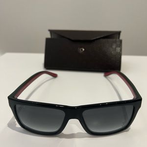 Mens Gucci Sunglasses with case.